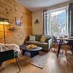 Appartamento Douce Ecorce Jacuzzi Et Sauna Le Sylvestre Aragnouet