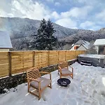 Douce Ecorce Jacuzzi Et Sauna Le Sylvestre Aragnouet